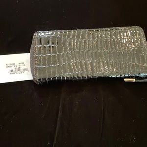 New Saint John Knits Black Wallet